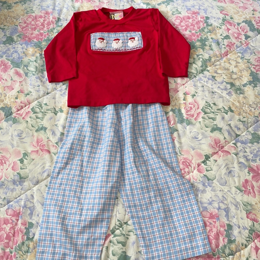 EUC Banana Split smocked Christmas set 18 mos